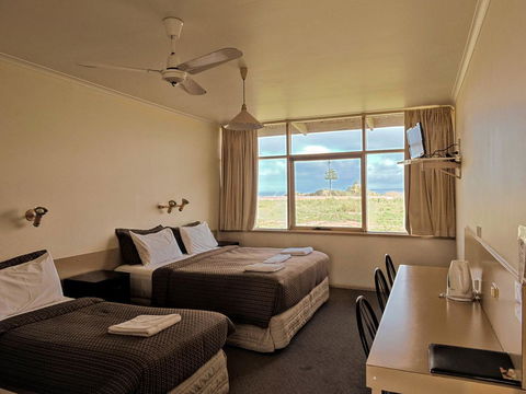Highway One Motel - VIC Tourism 29