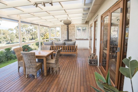 Port Lincoln Seaside Home - VIC Tourism 9