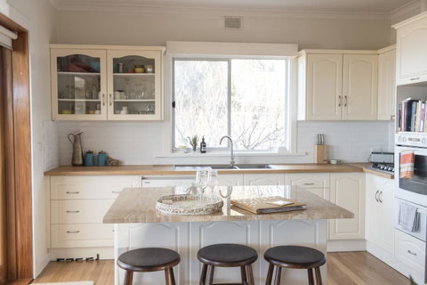 Port Lincoln Seaside Home - VIC Tourism 6
