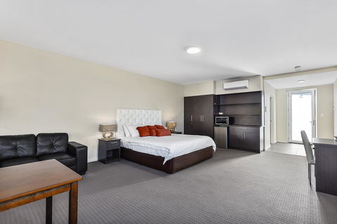 Robe Marina Accommodation - VIC Tourism 16