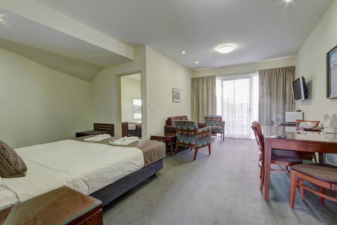 Strath Motel - VIC Tourism 19