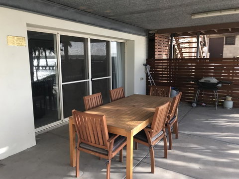 Beachside & Jetty View Apartment 6 - Captain\'s Apt - VIC Tourism 38