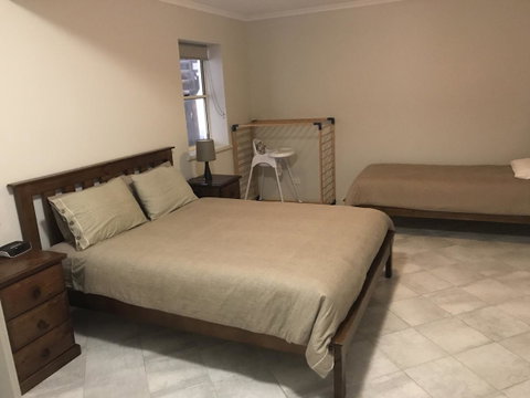 Beachside & Jetty View Apartment 6 - Captain\'s Apt - VIC Tourism 41