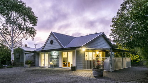 One Tree Bed And Breakfast - VIC Tourism 0