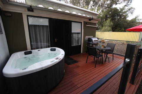 One Tree Bed And Breakfast - VIC Tourism 13