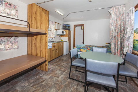 Echo Holiday Parks - Naracoorte - VIC Tourism 10