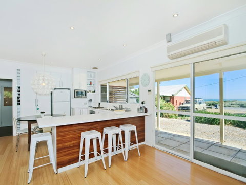 Boat House - VIC Tourism 1