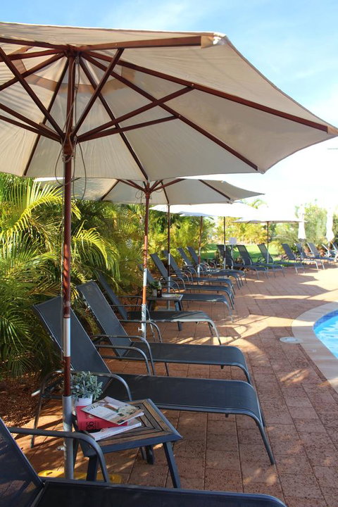 Exmouth Escape Resort - VIC Tourism 4