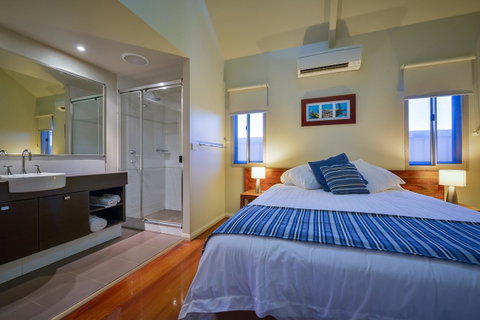 Exmouth Escape Resort - VIC Tourism 15