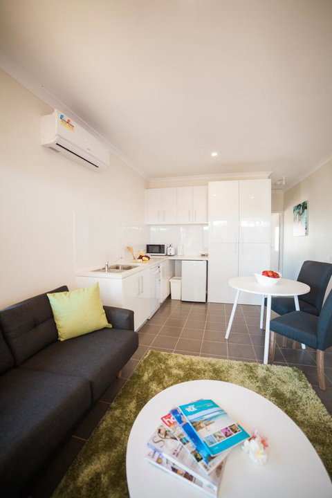 Exmouth Escape Resort - VIC Tourism 25