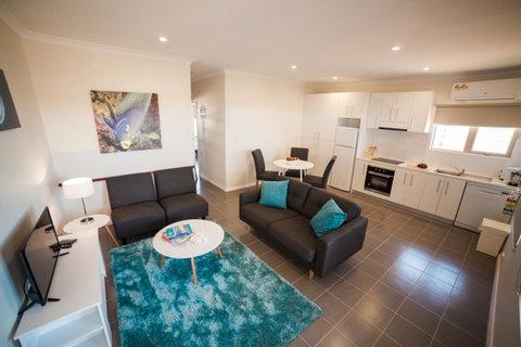 Exmouth Escape Resort - VIC Tourism 37