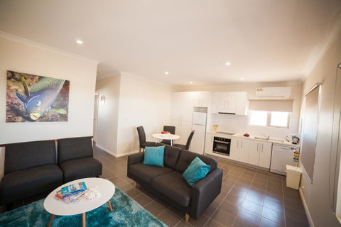 Exmouth Escape Resort - VIC Tourism 35