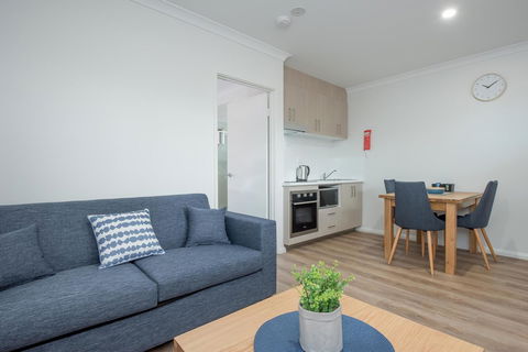 Jurien Bay Motel Apartments - VIC Tourism 6