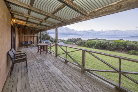 Chandlers Smiths Beach Villas - VIC Tourism 11