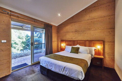 Eight Willows Retreat - VIC Tourism 26