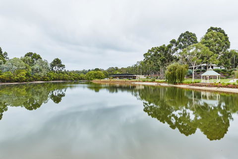 Eight Willows Retreat - VIC Tourism 23