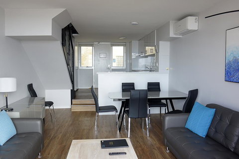 Oceanside 23 - VIC Tourism 5