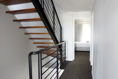 Oceanside 23 - VIC Tourism 17