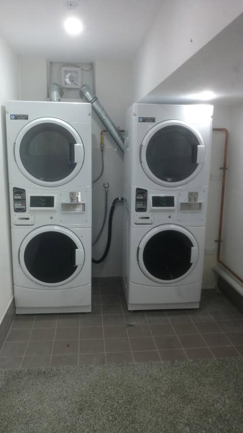 Perth City Backpackers Hostel - Note - Valid Passport Required To Check In - VIC Tourism 23