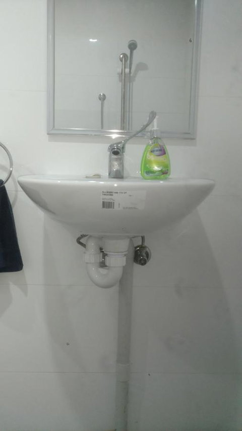 Perth City Backpackers Hostel - Note - Valid Passport Required To Check In - VIC Tourism 17