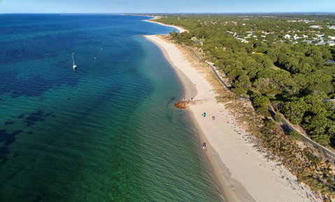 Abbey Beach Resort - VIC Tourism 3