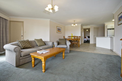 Abbey Beach Resort - VIC Tourism 28