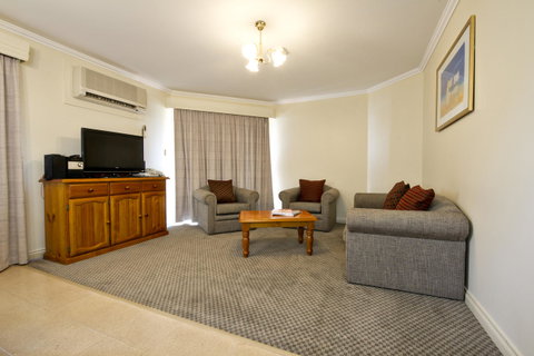 Abbey Beach Resort - VIC Tourism 11