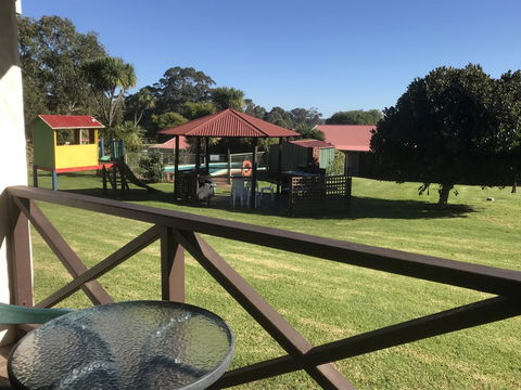 Karri Forest Motel - VIC Tourism 13
