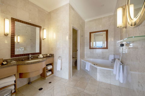 Duxton Hotel Perth - VIC Tourism 14