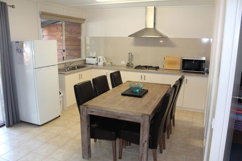 Margaret River Tourist Park - VIC Tourism 34