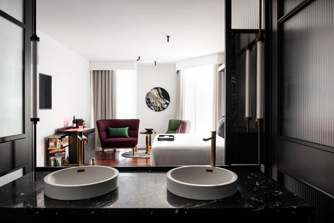 QT Perth - VIC Tourism 27