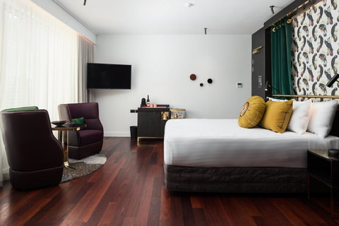 QT Perth - VIC Tourism 28