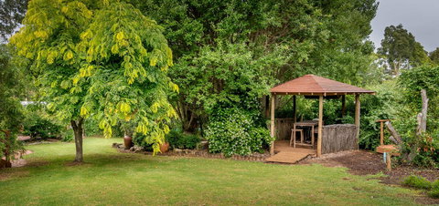 Chimes Spa Retreat - VIC Tourism 26