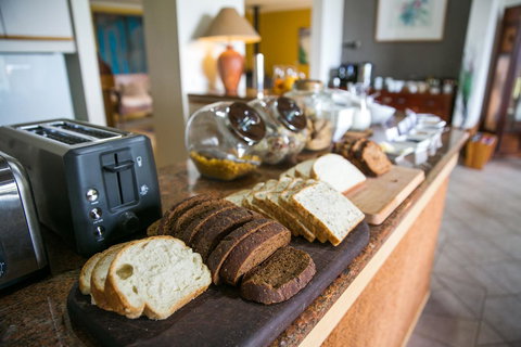 Chimes Spa Retreat - VIC Tourism 43