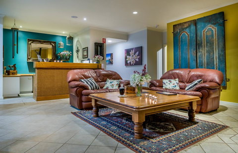 Chimes Spa Retreat - VIC Tourism 6