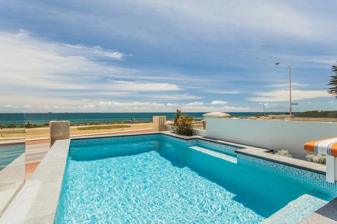 Cottesloe Beach House I - VIC Tourism 2