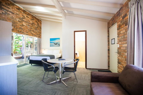Leisure Inn Hotel Rockingham - VIC Tourism 27
