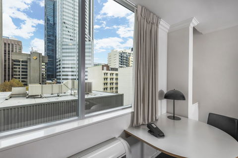 Oaks Perth Hotel - VIC Tourism 13