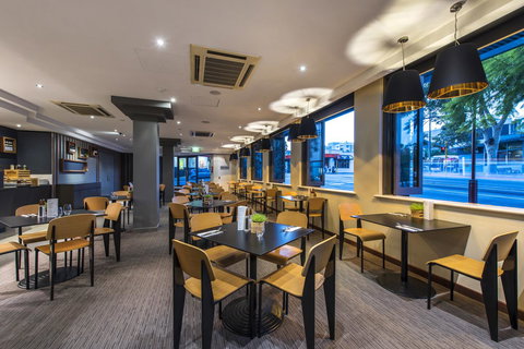 Mantra On Hay Perth - VIC Tourism 6