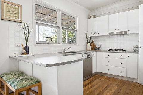 Lavender Cottage - VIC Tourism 14