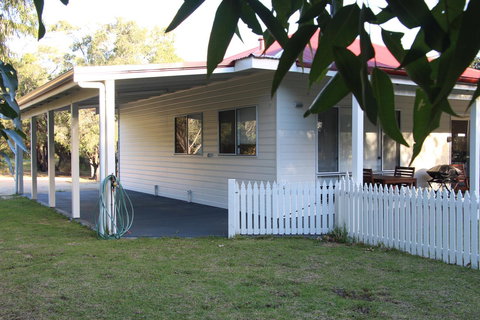 Sapphire Chalets, Augusta - VIC Tourism 6