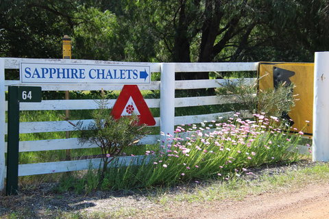 Sapphire Chalets, Augusta - VIC Tourism 0