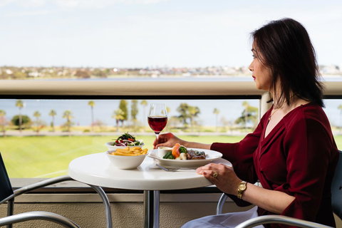 Crowne Plaza Perth, An IHG Hotel - VIC Tourism 9