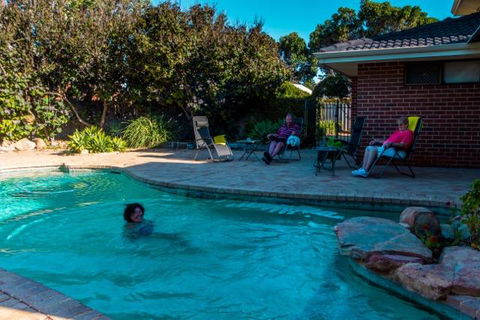 Yanchep Beach Retreat - VIC Tourism 5