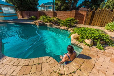Yanchep Beach Retreat - VIC Tourism 3