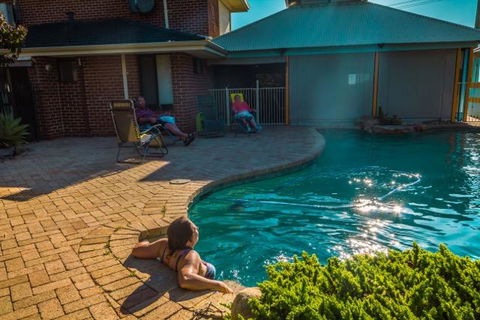 Yanchep Beach Retreat - VIC Tourism 4