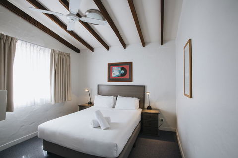 Canal Rocks Beachfront Apartments - VIC Tourism 14