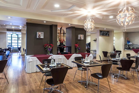 Quality Hotel Ambassador Perth - VIC Tourism 14