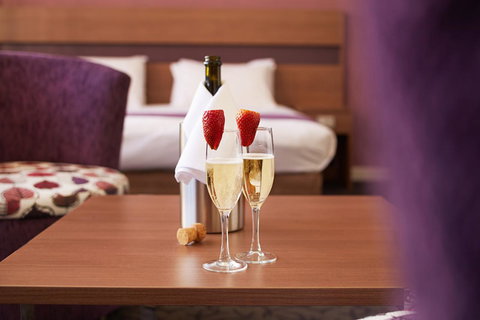 Quality Hotel Ambassador Perth - VIC Tourism 8