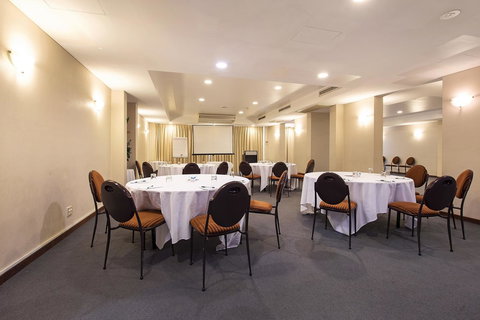 Quality Hotel Ambassador Perth - VIC Tourism 32